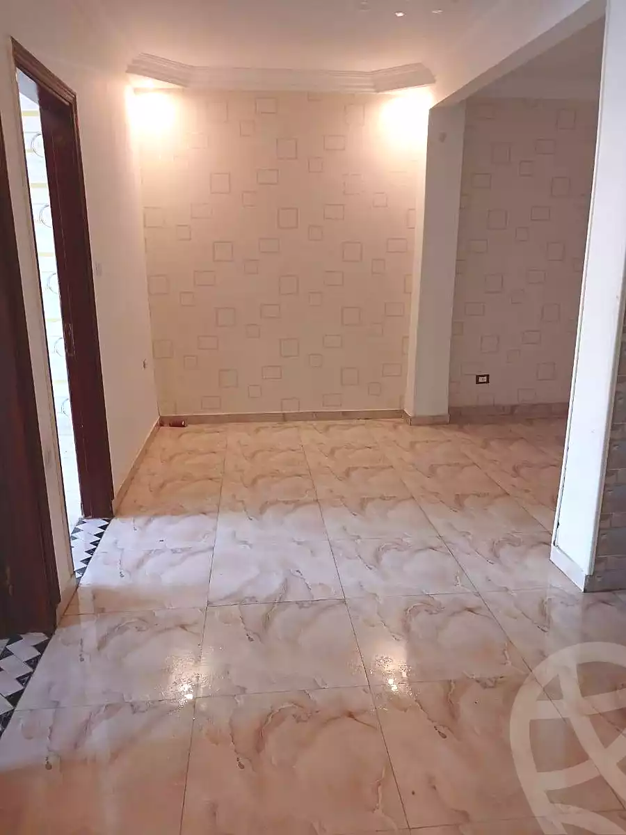 https://aqarmap.com.eg/ar/listing/7315823-for-rent-cairo-helwan-sherif-st