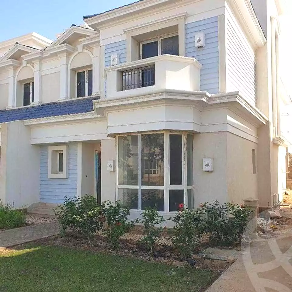 https://aqarmap.com.eg/ar/listing/7316283-for-sale-cairo-new-cairo-compounds-mountain-view1-1-compound