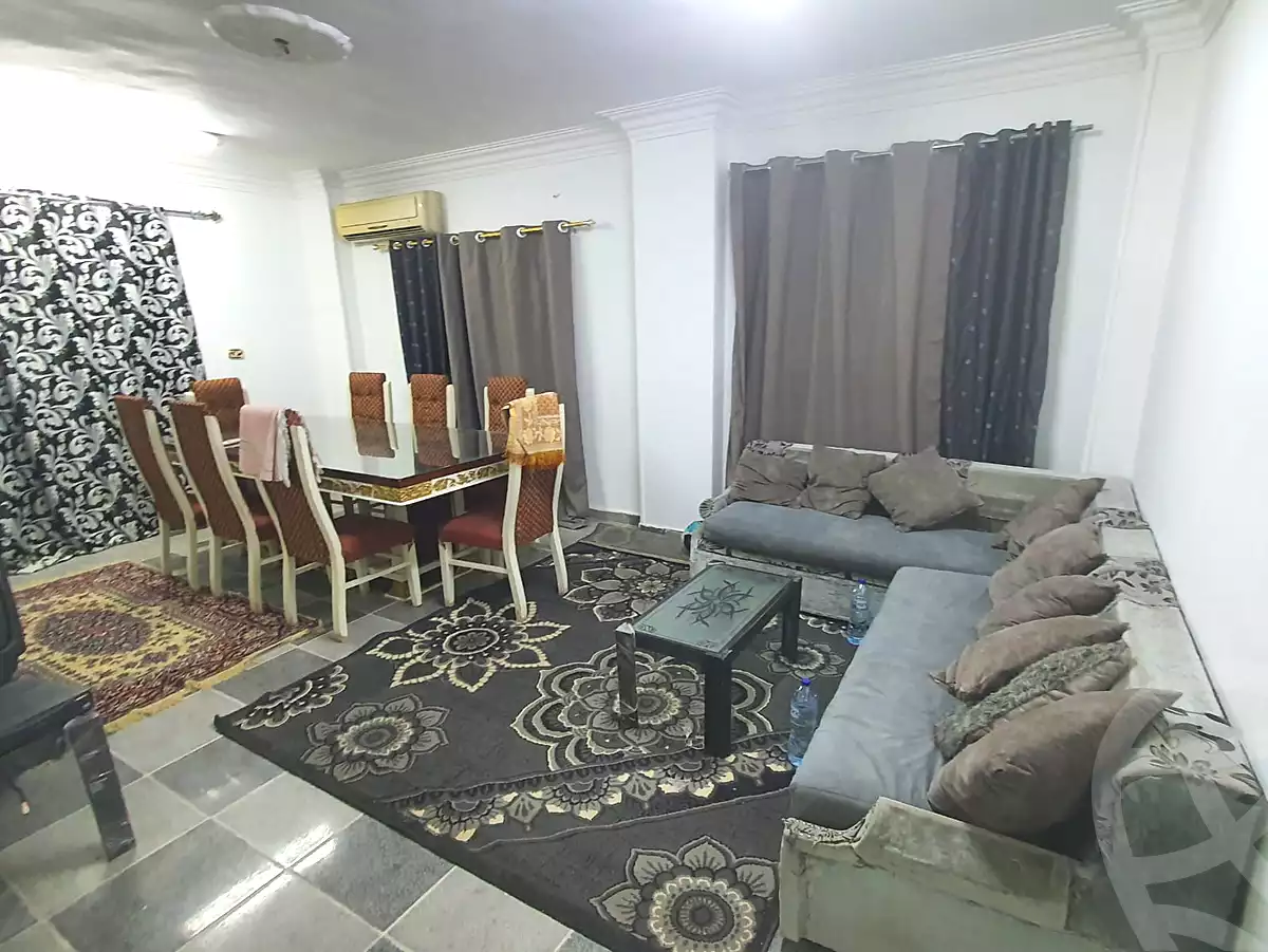 https://aqarmap.com.eg/ar/listing/7316457-for-rent-cairo-6th-of-october-el-ahyaa-neighborhood-1st-al-maahad
