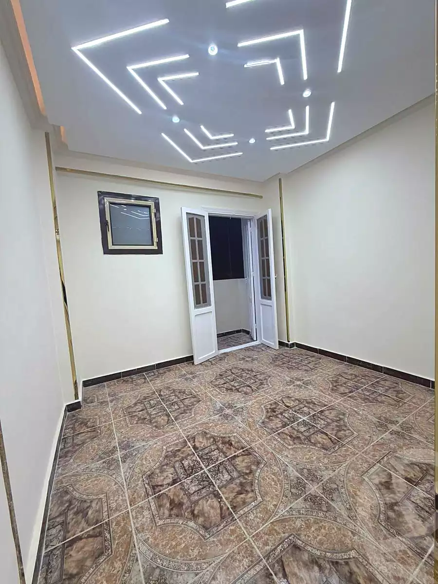 https://aqarmap.com.eg/en/listing/7317048-for-sale-alexandria-lsywf-el-falki