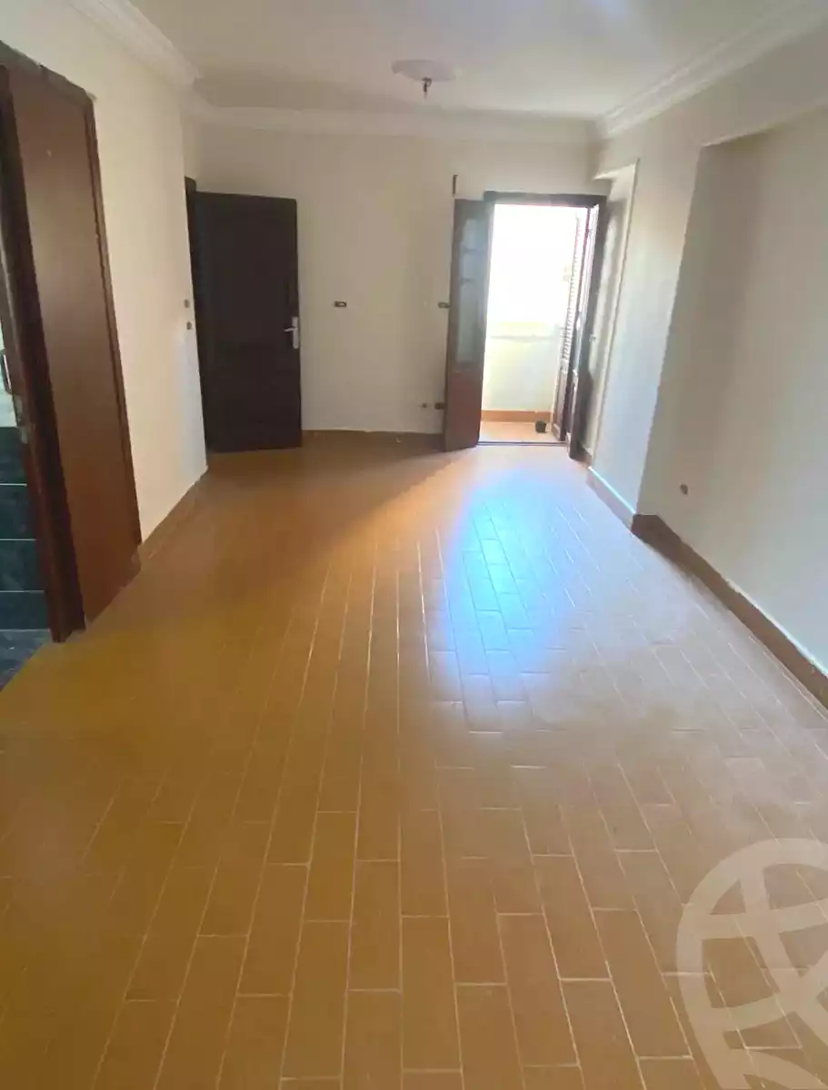 https://aqarmap.com.eg/en/listing/7316038-for-sale-alexandria-ganaklis