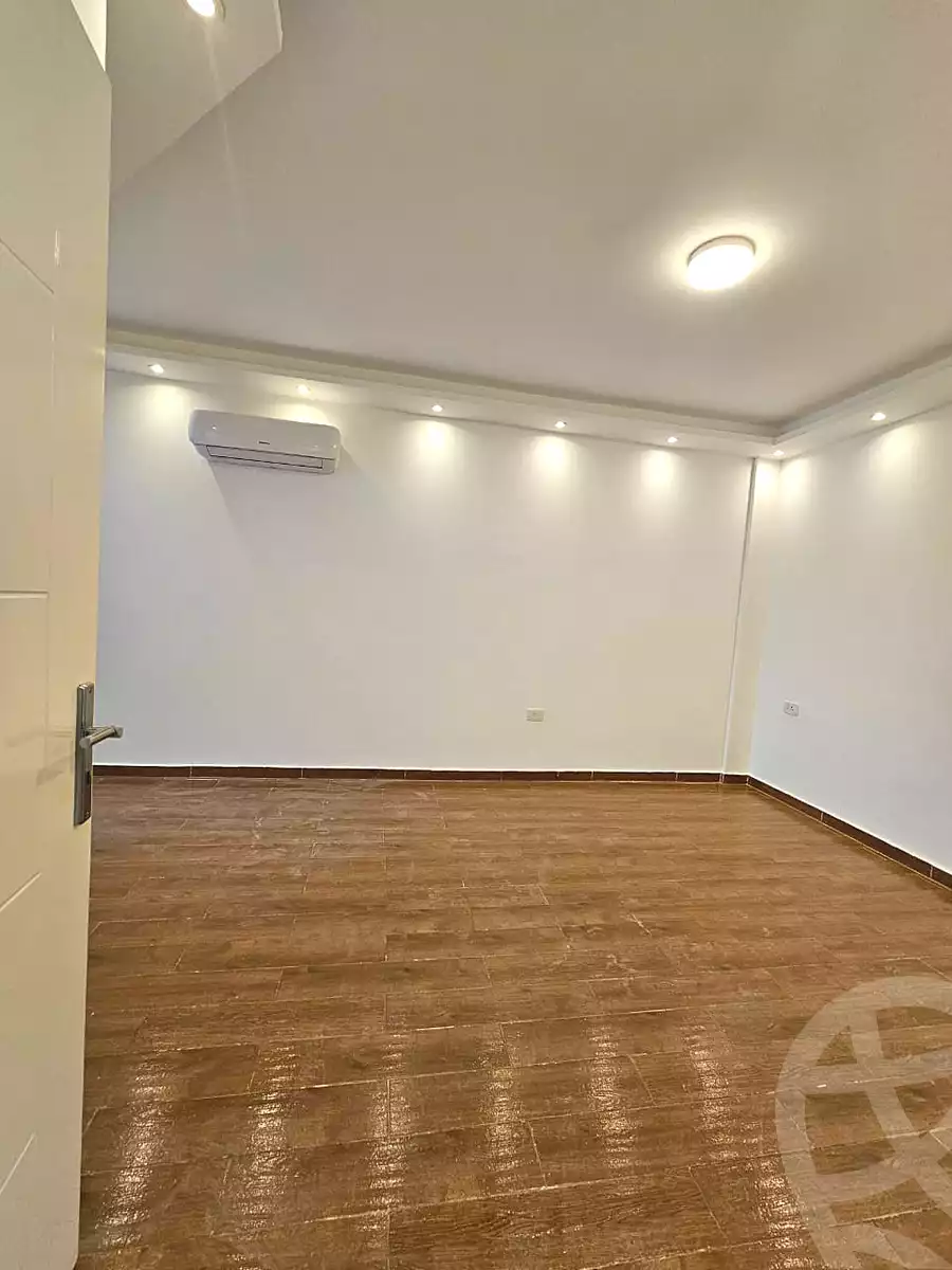 https://aqarmap.com.eg/en/listing/7317125-for-rent-cairo-el-maadi-compounds-rayhanah-plaza