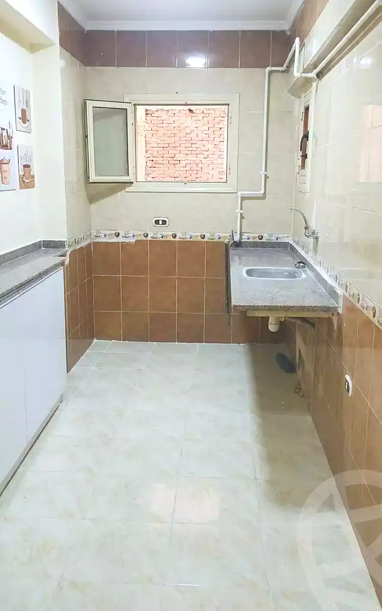 https://aqarmap.com.eg/ar/listing/7317154-for-sale-alexandria-sydy-bshr-sydy-bshr-bhry-ali-hipa-st
