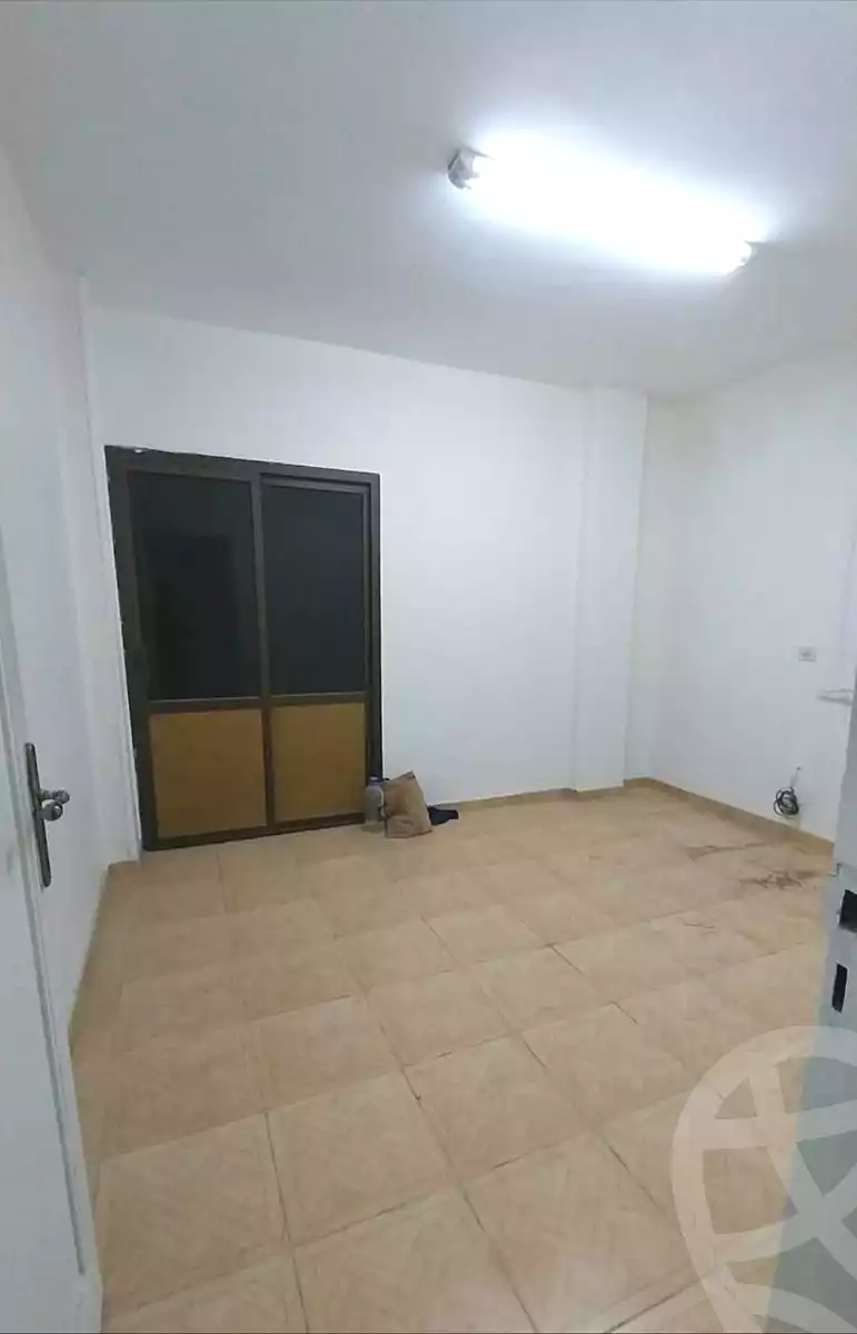 https://aqarmap.com.eg/en/listing/7317210-for-rent-cairo-ain-shams-jsr-lswys