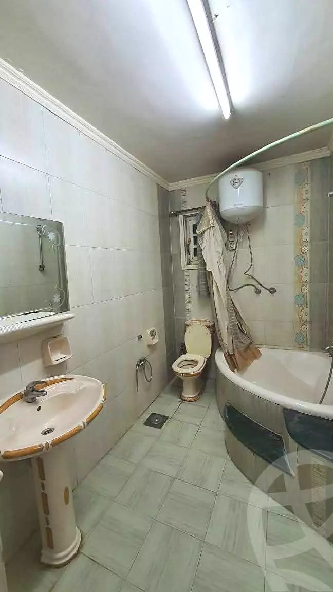 https://aqarmap.com.eg/ar/listing/7317544-for-rent-cairo-helwan-helwan-el-sharkeya-borhan-st
