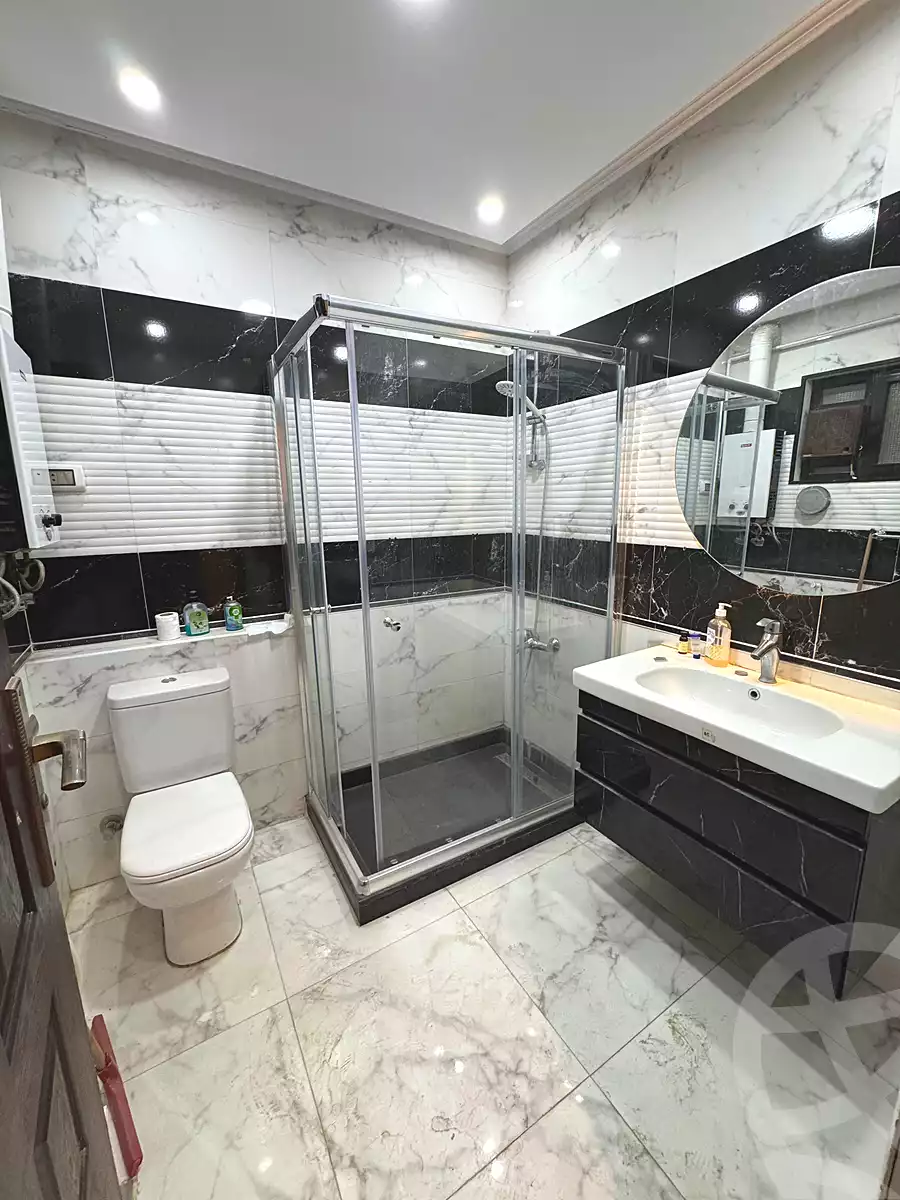 https://aqarmap.com.eg/en/listing/7317802-for-sale-cairo-el-sheikh-zayed-city-compounds-mrtf-t-l-shrfy