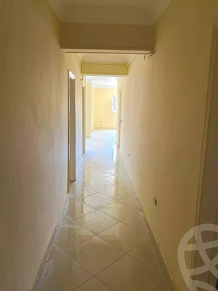 https://aqarmap.com.eg/ar/listing/7317810-for-rent-cairo-new-cairo-el-ahyaa-fourth-neighborhood-street-1