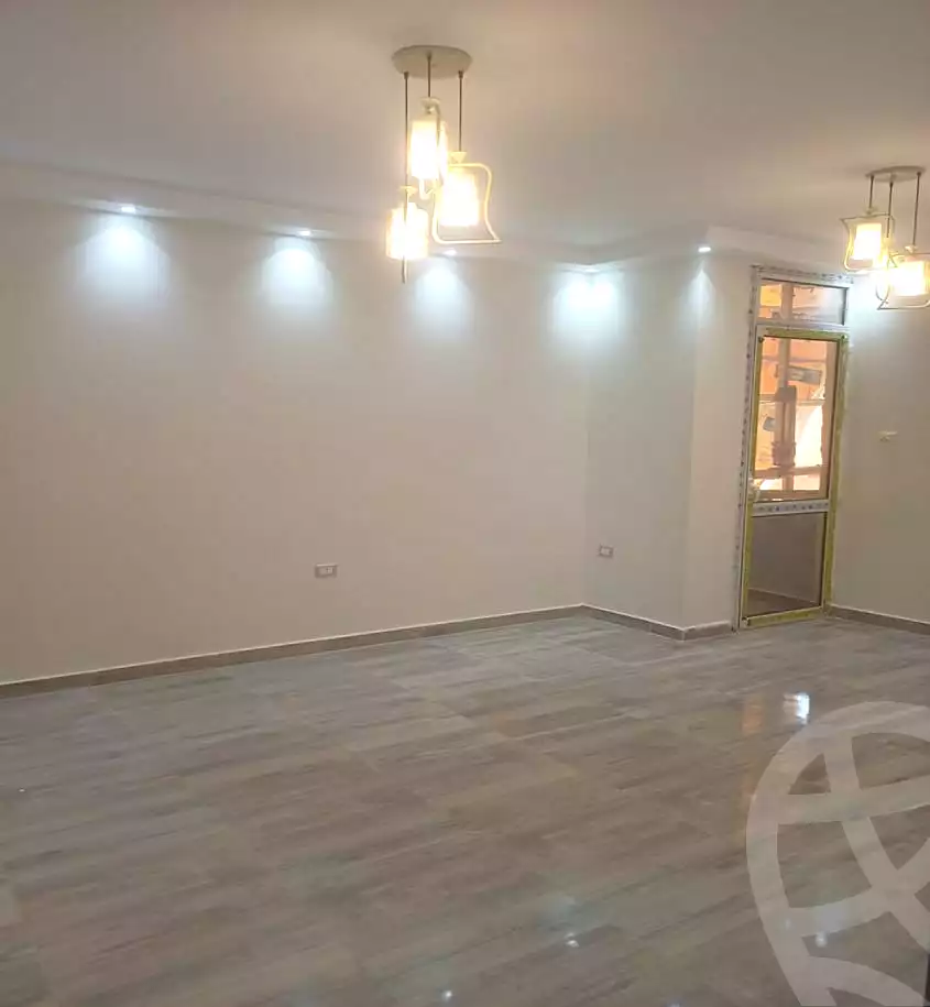 https://aqarmap.com.eg/ar/listing/7317922-for-sale-cairo-new-cairo-el-ahyaa-third-neighborhood-street-1