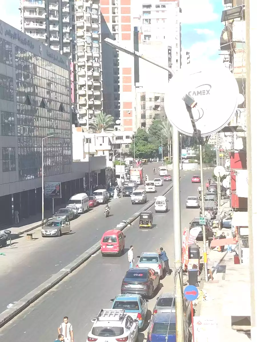 https://aqarmap.com.eg/ar/listing/7318253-for-sale-alexandria-sydy-bshr-sydy-bshr-bhry-gamal-abd-el-nasir-st