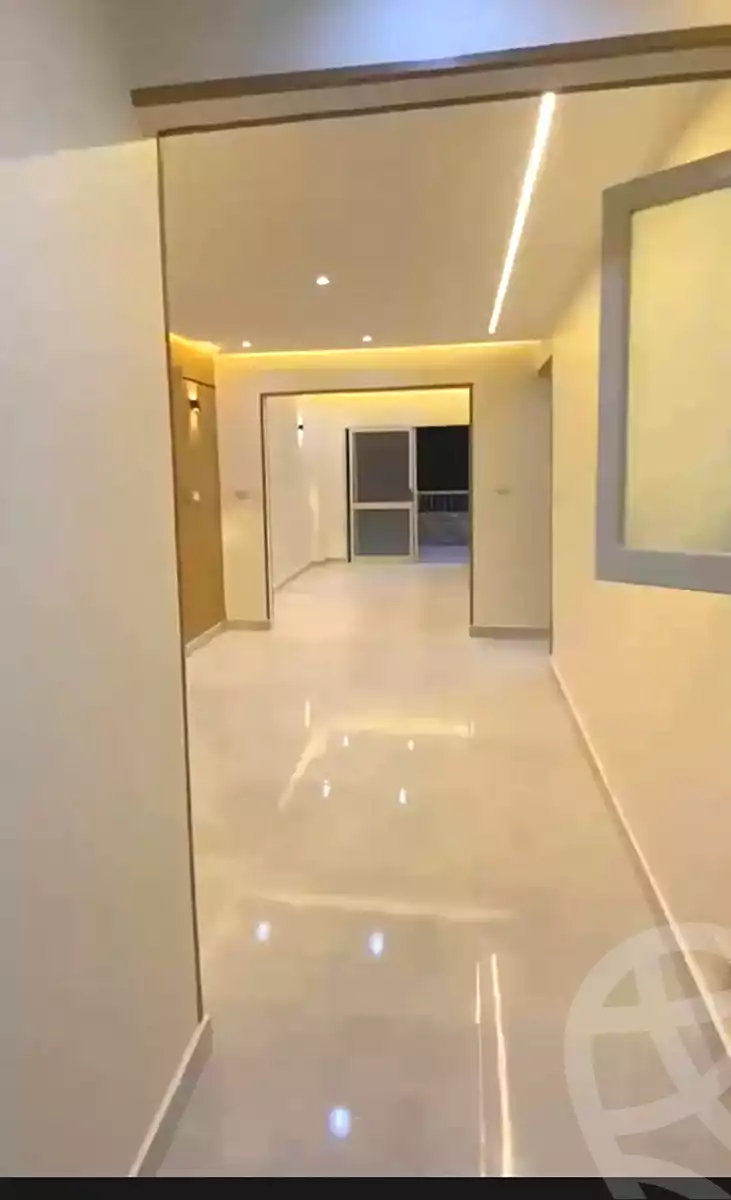 https://aqarmap.com.eg/ar/listing/7318352-for-rent-alexandria-el-asafra-shr-45