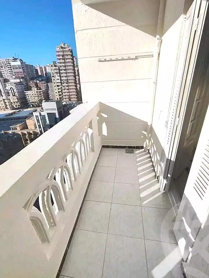 https://aqarmap.com.eg/ar/listing/7318361-for-sale-alexandria-sydy-bshr-sydy-bshr-bhry-gamal-abd-el-nasir-st