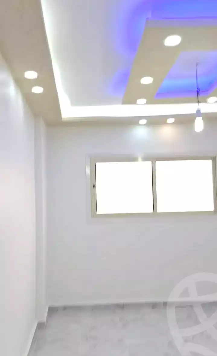 https://aqarmap.com.eg/ar/listing/7318380-for-sale-alexandria-el-asafra-shr-45