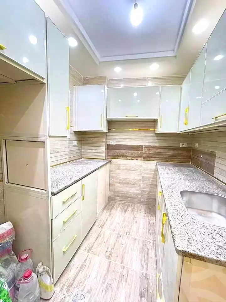https://aqarmap.com.eg/en/listing/7318605-for-rent-alexandria-miami