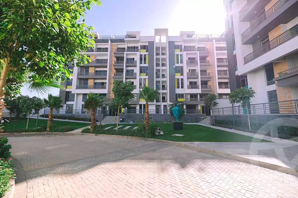 https://aqarmap.com.eg/ar/listing/7318634-for-sale-cairo-new-cairo-compounds-the-icon-gardens-compound-style-home