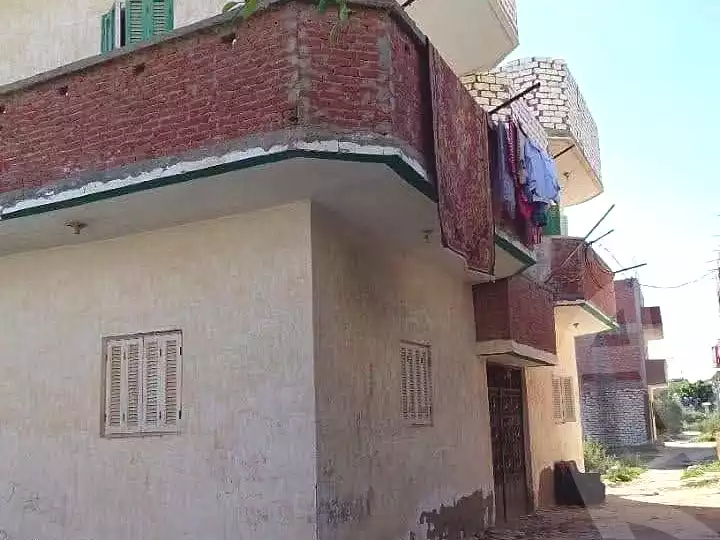 https://aqarmap.com.eg/ar/listing/7319173-for-sale-alexandria-abu-talat