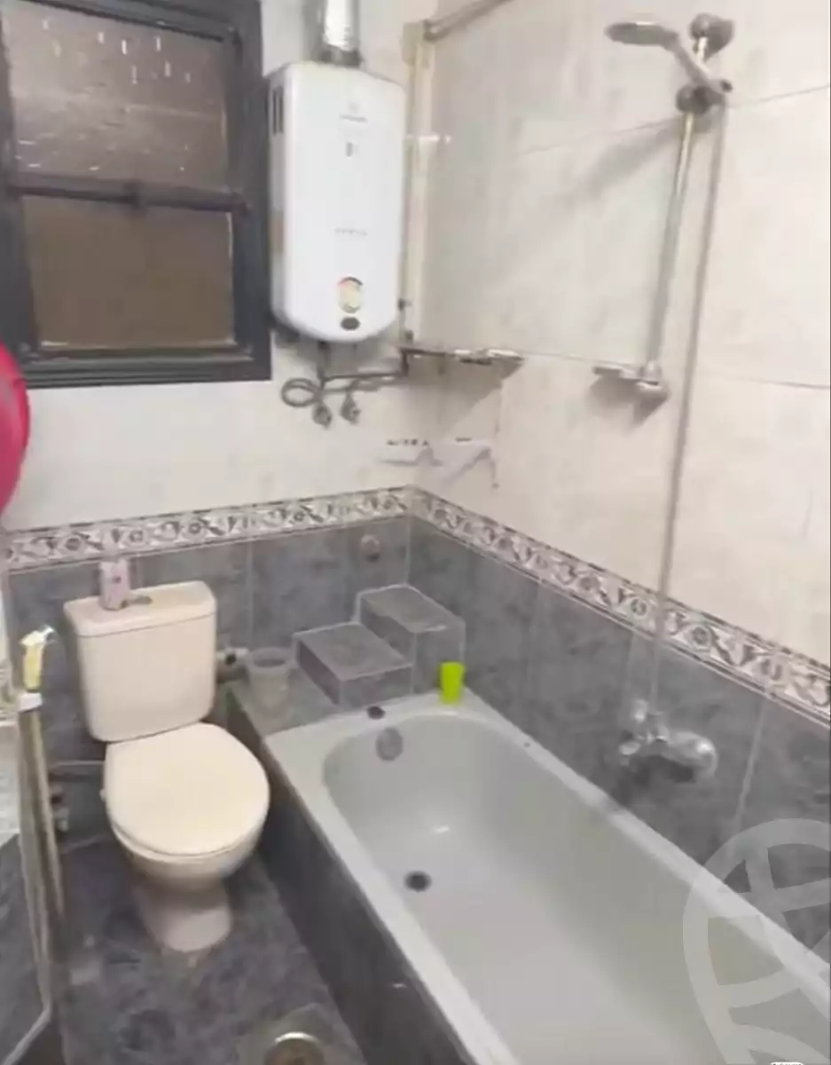 https://aqarmap.com.eg/ar/listing/7319192-for-sale-cairo-ain-shams-ahmed-esmat-st