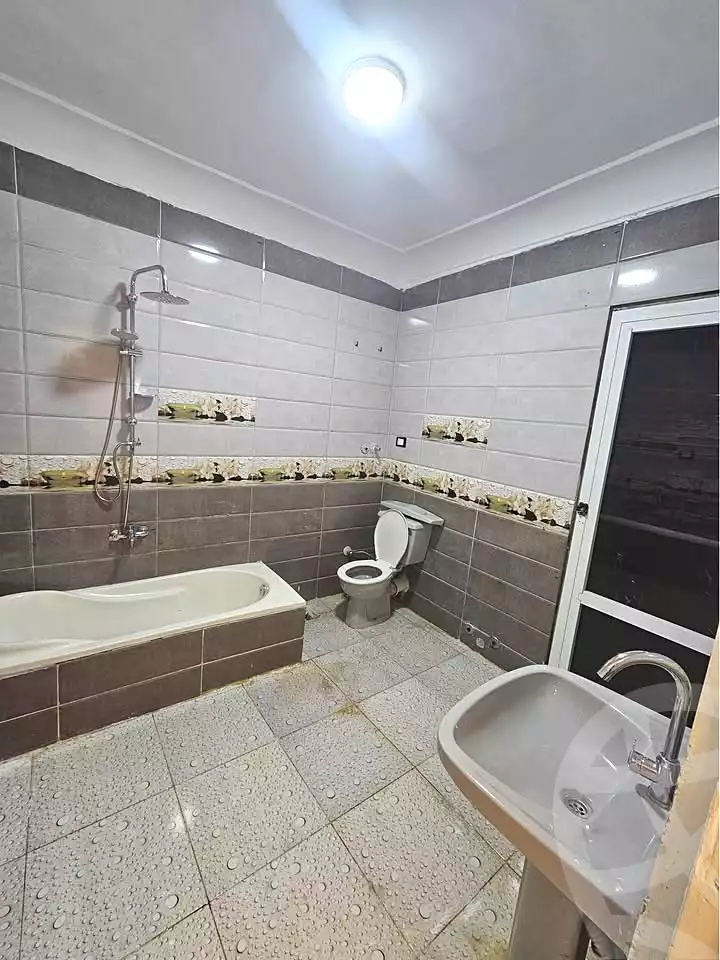 https://aqarmap.com.eg/en/listing/7320227-for-sale-alexandria-al-agamy-lbytsh