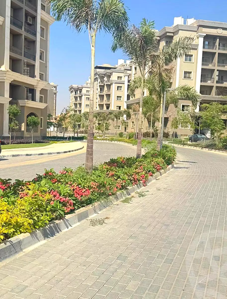 https://aqarmap.com.eg/ar/listing/7320268-for-sale-cairo-new-cairo-6th-settlement-compounds-home-residence-home-town