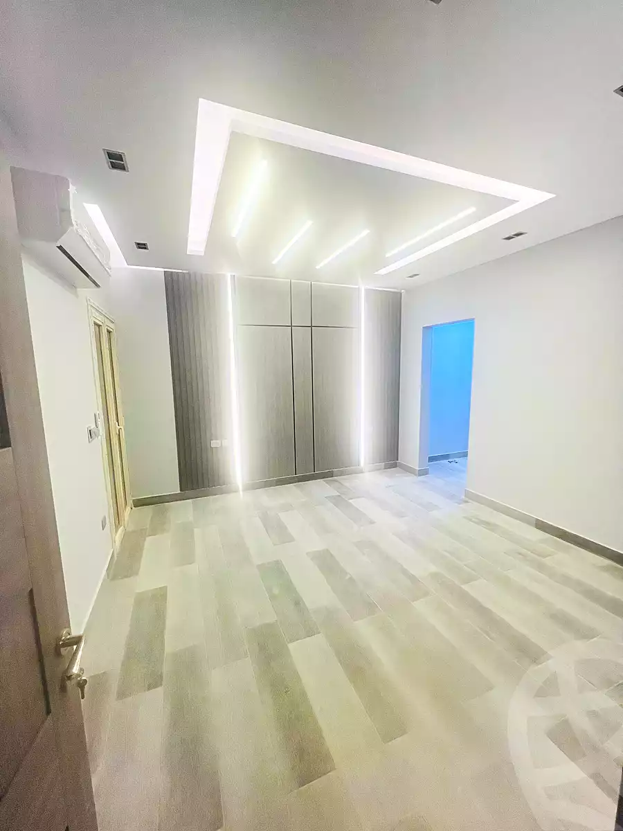 https://aqarmap.com.eg/ar/listing/7320268-for-sale-cairo-new-cairo-6th-settlement-compounds-home-residence-home-town