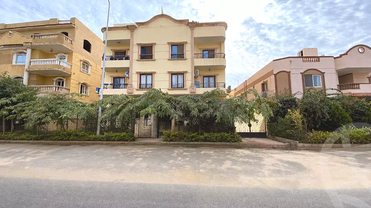 https://aqarmap.com.eg/ar/listing/7320377-for-sale-cairo-new-cairo-el-yassamin-el-yasmeen-3-mohamed-rahim-st
