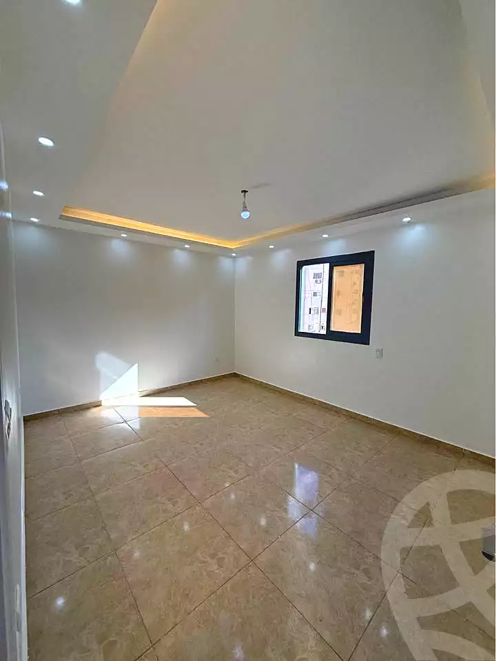 https://aqarmap.com.eg/ar/listing/7321069-for-sale-alexandria-el-asafra-l-sfr-bhry
