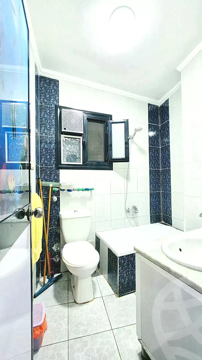 https://aqarmap.com.eg/ar/listing/7321071-for-sale-alexandria-sydy-bshr-sydy-bshr-bhry-gamal-abd-el-nasir-st