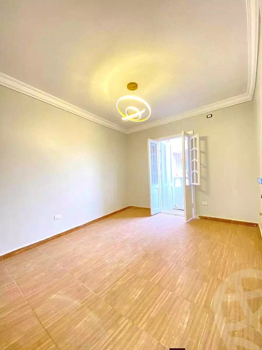 https://aqarmap.com.eg/ar/listing/7321074-for-sale-alexandria-al-agamy-lbytsh