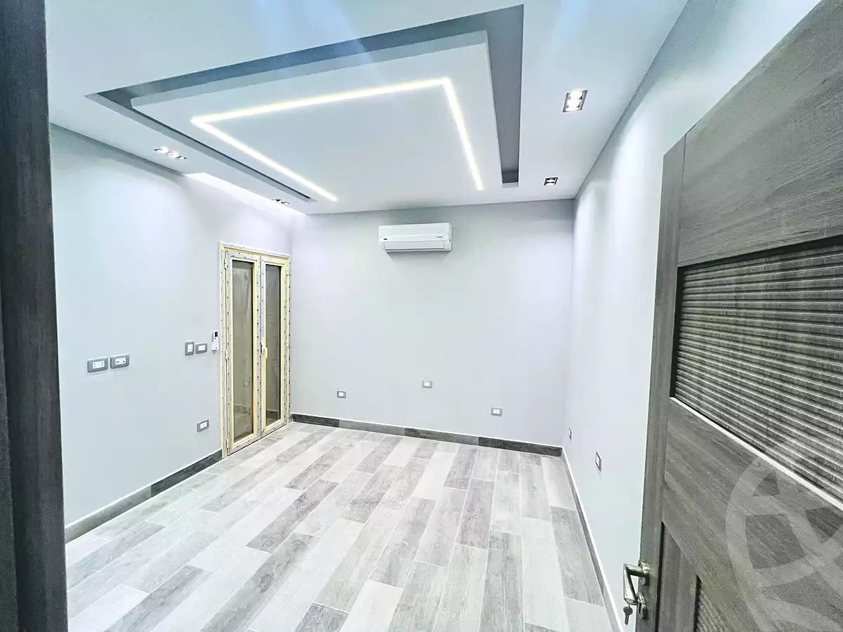 https://aqarmap.com.eg/en/listing/7321143-for-sale-cairo-new-cairo-compounds-town-residence