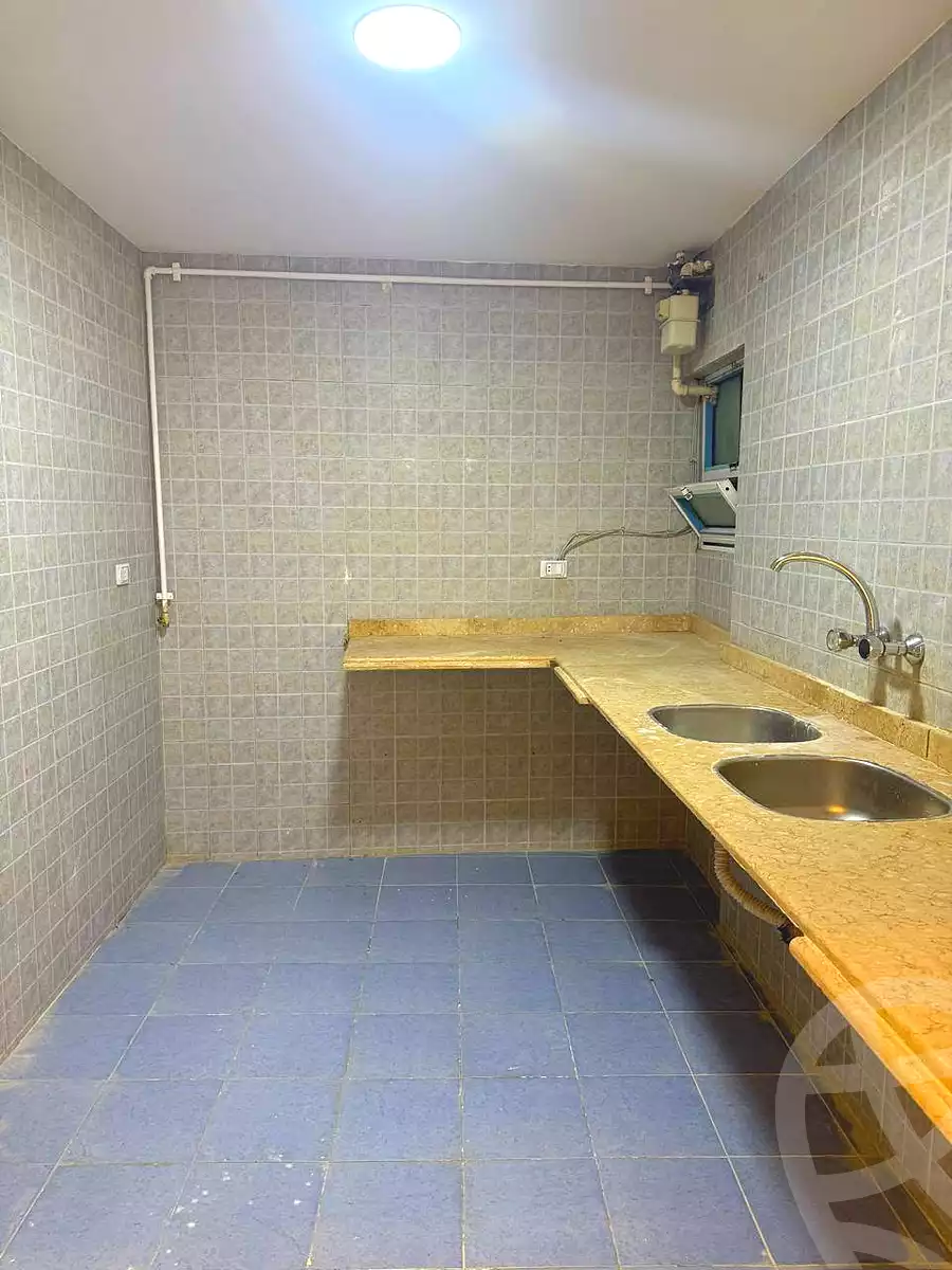 https://aqarmap.com.eg/en/listing/7321147-for-sale-alexandria-sydy-bshr-sydy-bshr-bhry-shr-khld-bn-lwlyd
