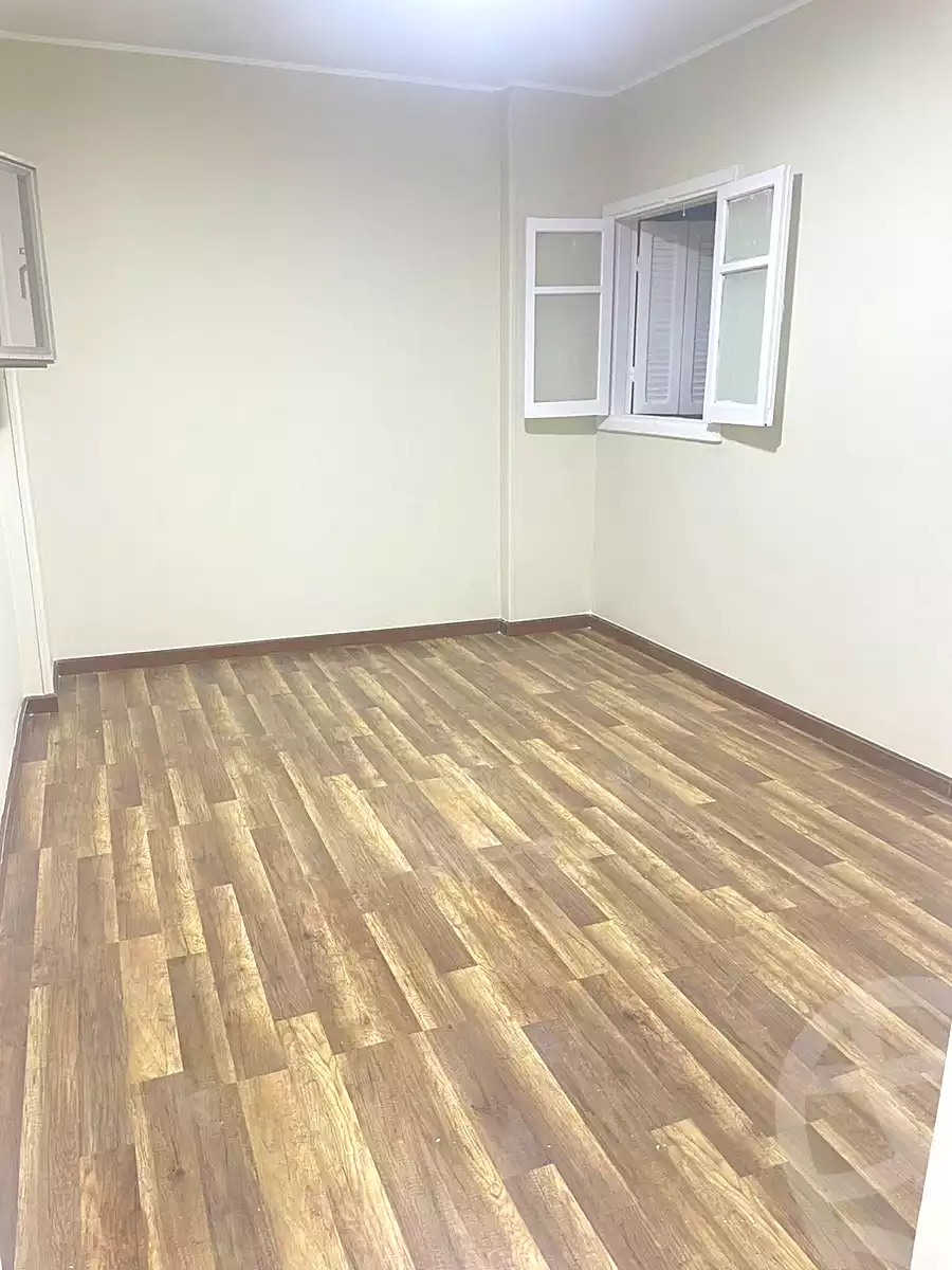 https://aqarmap.com.eg/en/listing/7321152-for-sale-alexandria-sydy-bshr-sydy-bshr-bhry-street-16