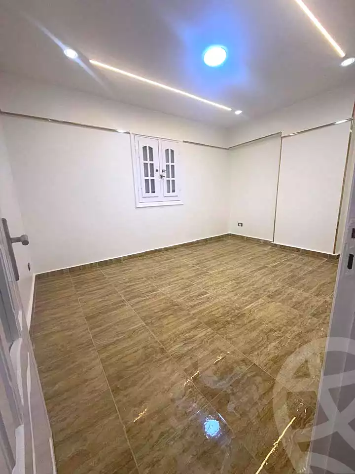 https://aqarmap.com.eg/en/listing/7321247-for-sale-alexandria-sydy-bshr-sydy-bshr-bhry-street-16