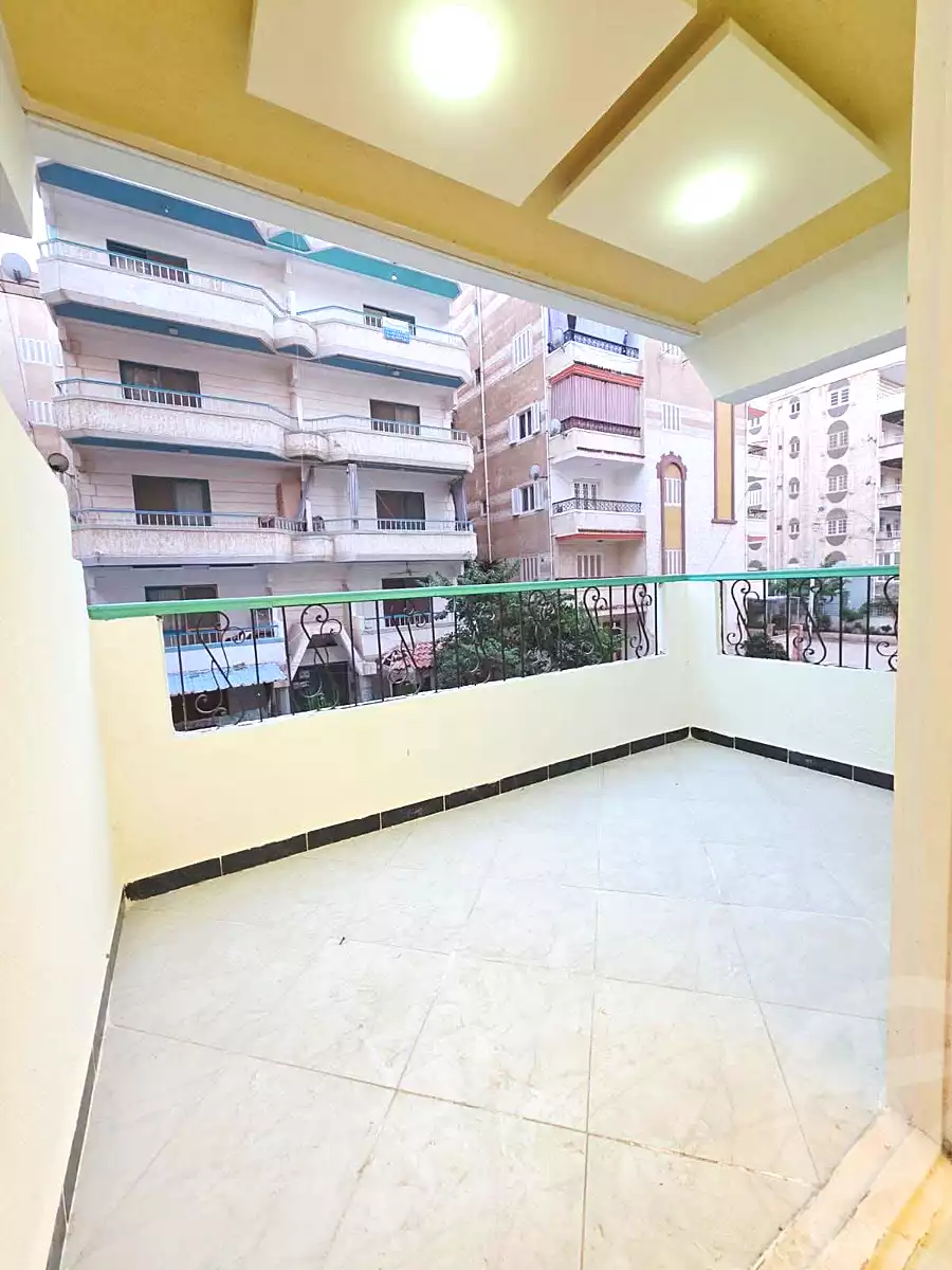 https://aqarmap.com.eg/en/listing/7321189-for-sale-alexandria-al-agamy-shataa-el-nakheel