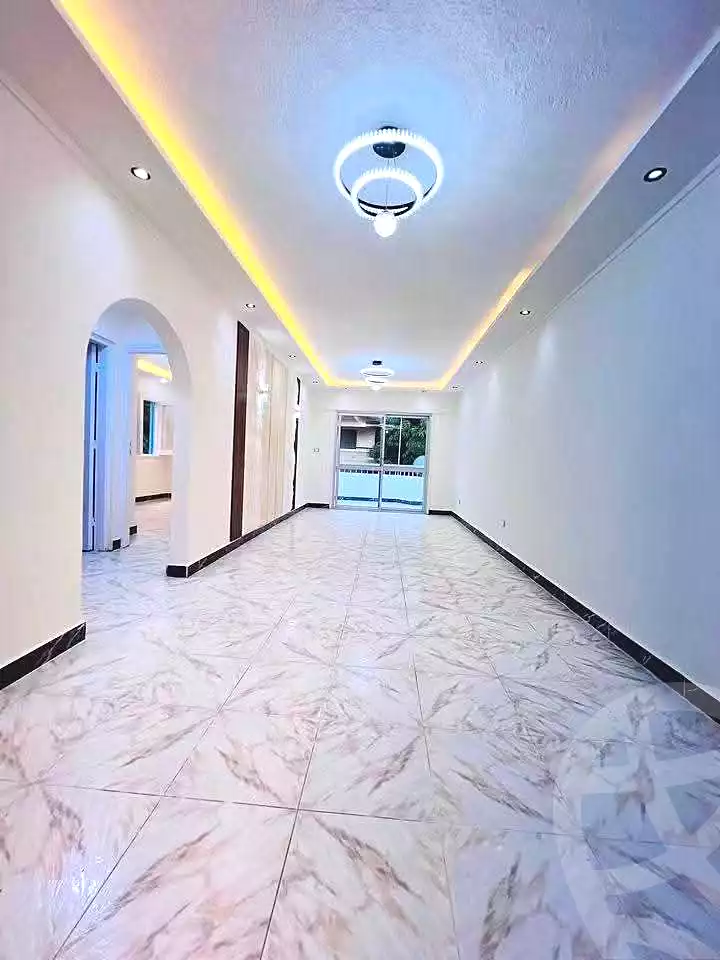 https://aqarmap.com.eg/ar/listing/7321290-for-sale-alexandria-al-agamy-shataa-el-nakheel