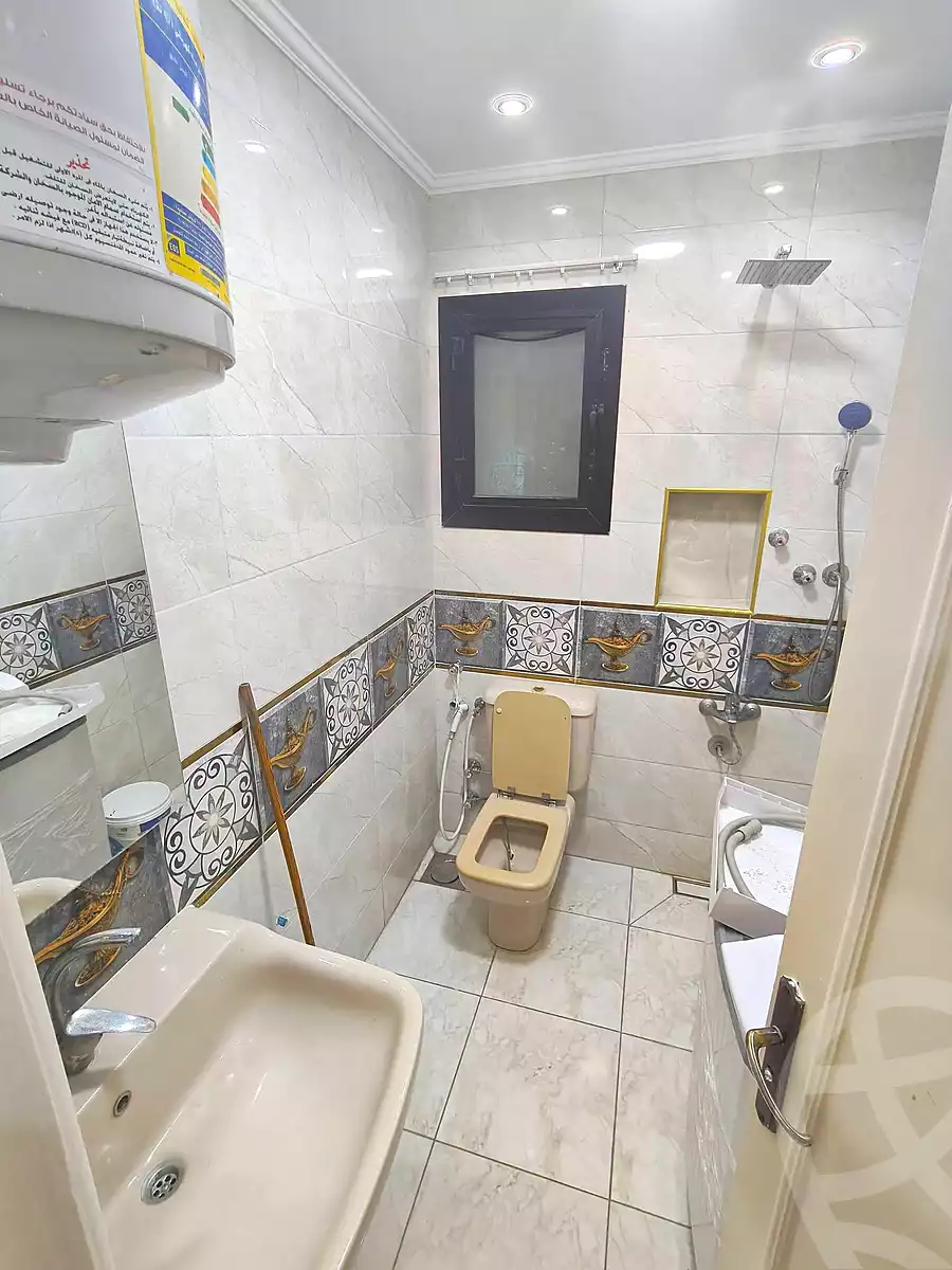 https://aqarmap.com.eg/en/listing/7321443-for-sale-alexandria-el-mandara