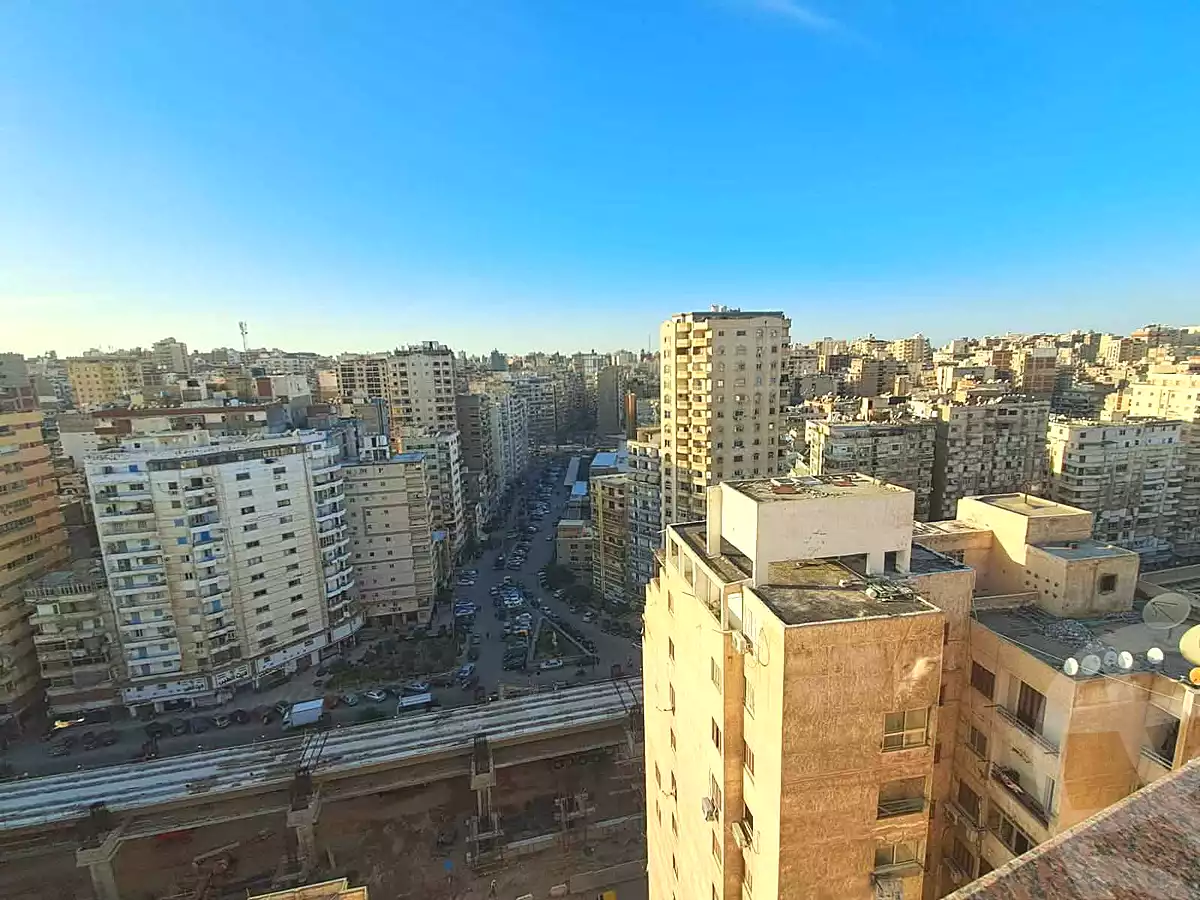 https://aqarmap.com.eg/ar/listing/7321554-for-sale-alexandria-sydy-bshr-sydy-bshr-qbly