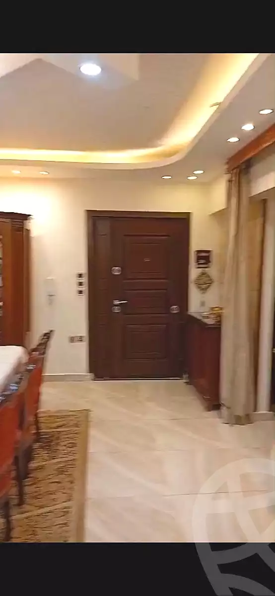 https://aqarmap.com.eg/ar/listing/7321670-for-sale-cairo-helwan-helwan-el-sharkeya-khesro-basha-st