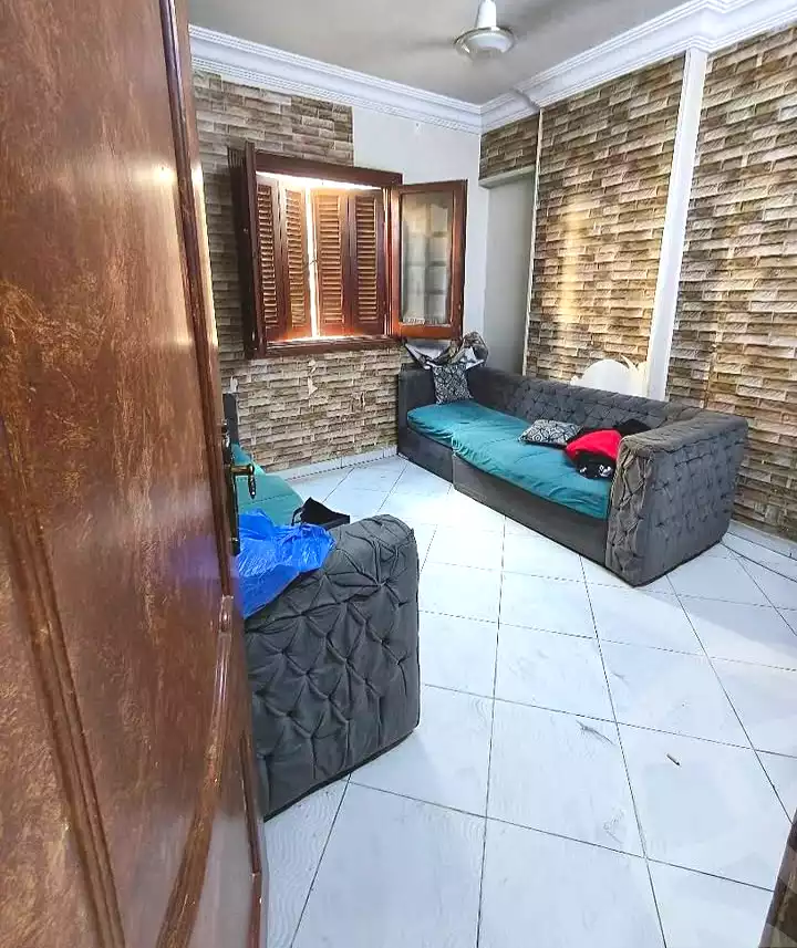 https://aqarmap.com.eg/en/listing/7321727-for-sale-alexandria-sydy-bshr-sydy-bshr-qbly-street-30