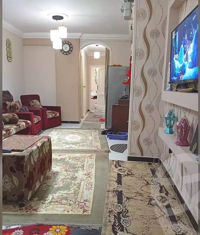 https://aqarmap.com.eg/ar/listing/7321741-for-sale-alexandria-sydy-bshr-shr-mlk-hfny