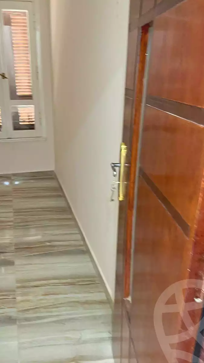 https://aqarmap.com.eg/ar/listing/7321748-for-rent-cairo-6th-of-october-compounds-jrdyny-lshms