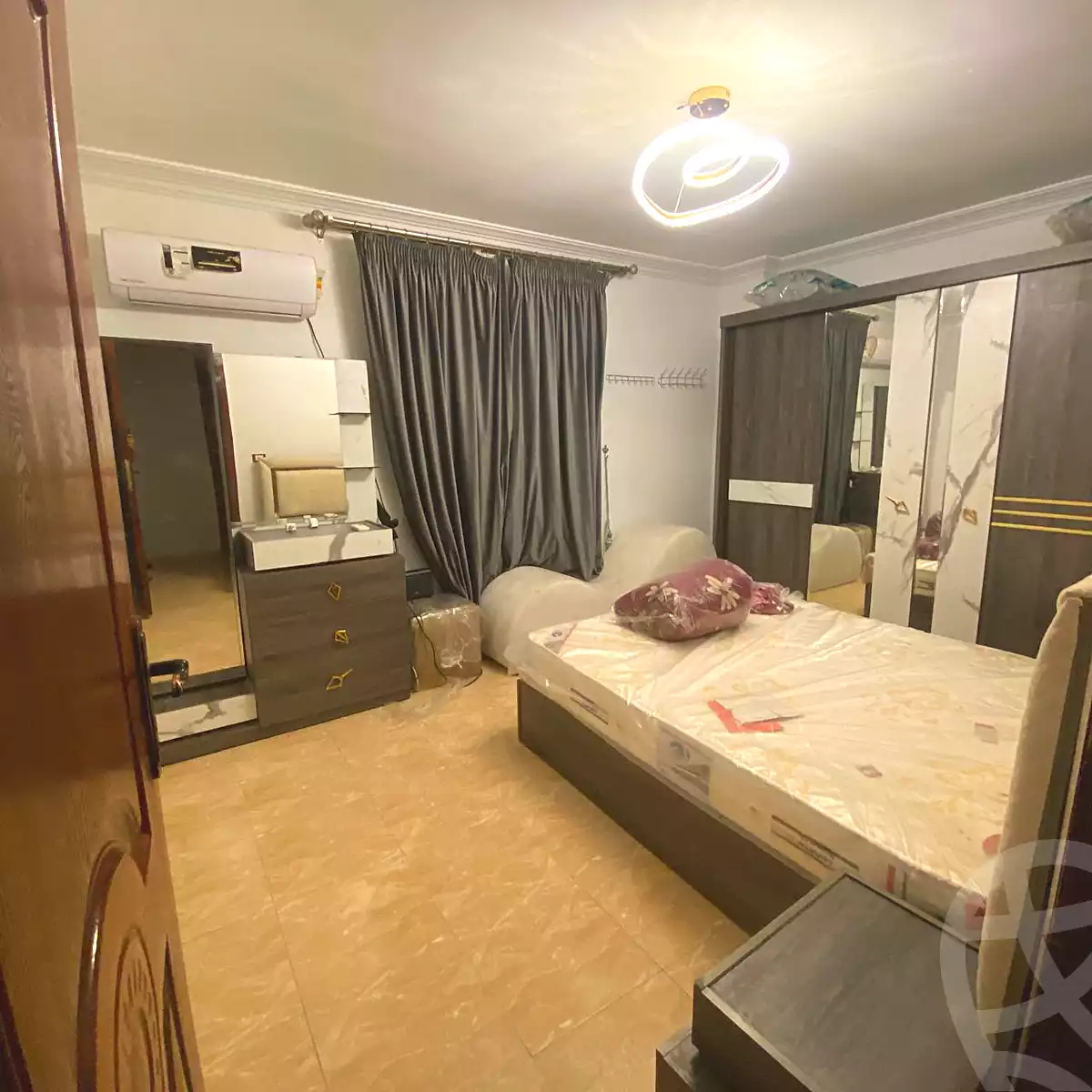 https://aqarmap.com.eg/ar/listing/7321775-for-rent-cairo-6th-of-october-el-ahyaa-neighborhood-2nd-divided-from-al-kafrawei-st