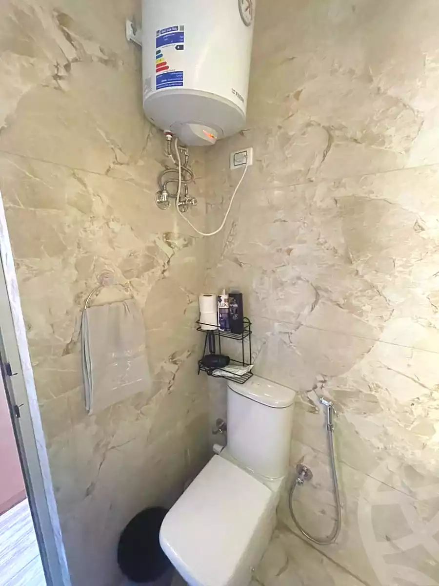 https://aqarmap.com.eg/ar/listing/7321864-for-rent-cairo-6th-of-october-el-ahyaa-neighborhood-1st