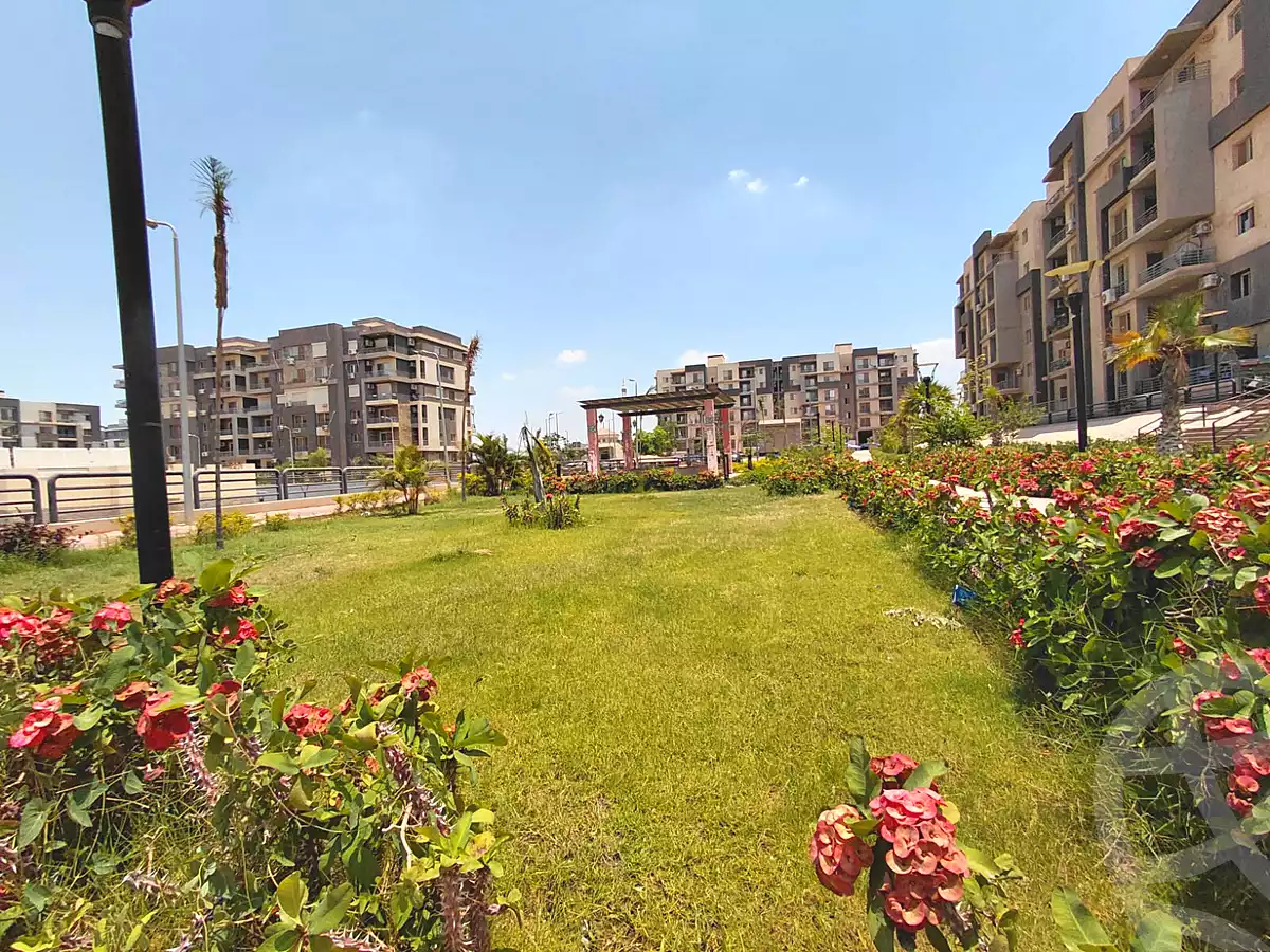 https://aqarmap.com.eg/en/listing/7321907-for-rent-cairo-6th-of-october-compounds-jn-ktwbr