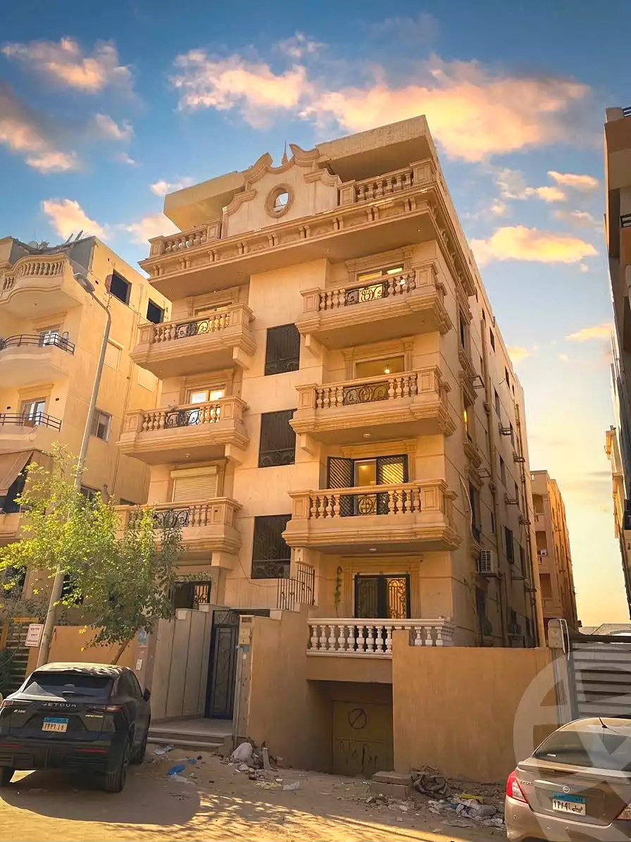 https://aqarmap.com.eg/en/listing/7322029-for-sale-cairo-6th-of-october-el-tawsaat-el-shamalya-hy-2000-qt