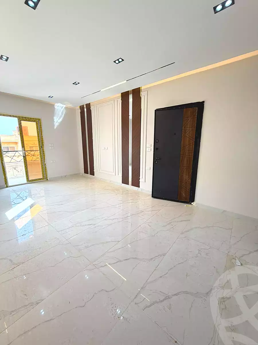 https://aqarmap.com.eg/en/listing/7322054-for-sale-cairo-6th-of-october-el-ahyaa-neighborhood-2nd-divided-from-al-kafrawei-st