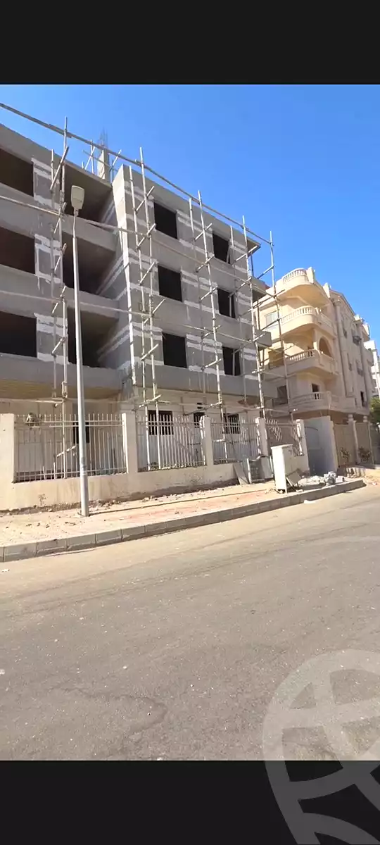 https://aqarmap.com.eg/ar/listing/7322229-for-sale-cairo-el-sheikh-zayed-city-mntq-fr-y-bmdyn-lshykh-zyd