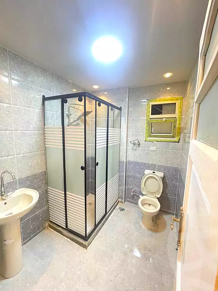 https://aqarmap.com.eg/ar/listing/7322230-for-sale-alexandria-sydy-bshr-sydy-bshr-bhry-gamal-abd-el-nasir-st