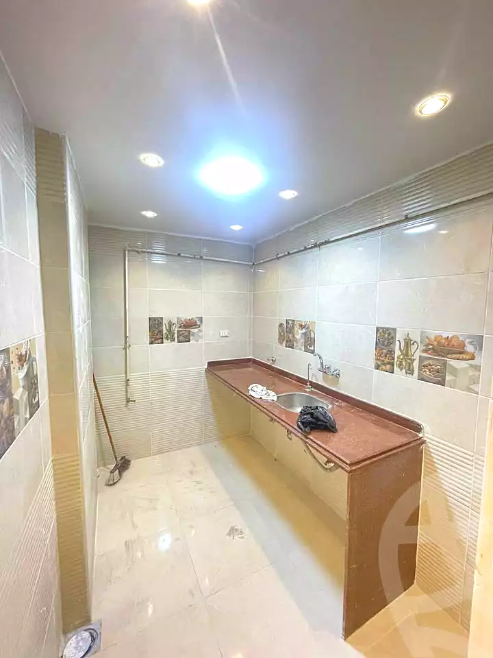 https://aqarmap.com.eg/ar/listing/7322230-for-sale-alexandria-sydy-bshr-sydy-bshr-bhry-gamal-abd-el-nasir-st
