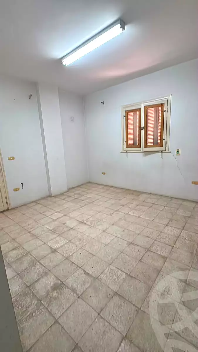 https://aqarmap.com.eg/ar/listing/7322372-for-sale-cairo-6th-of-october-el-ahyaa-neighborhood-5th-street-31