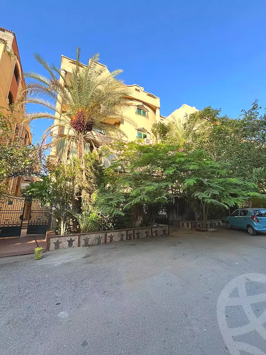 https://aqarmap.com.eg/en/listing/7322533-for-sale-cairo-6th-of-october-mntq-fr-y-b-6-ktwbr