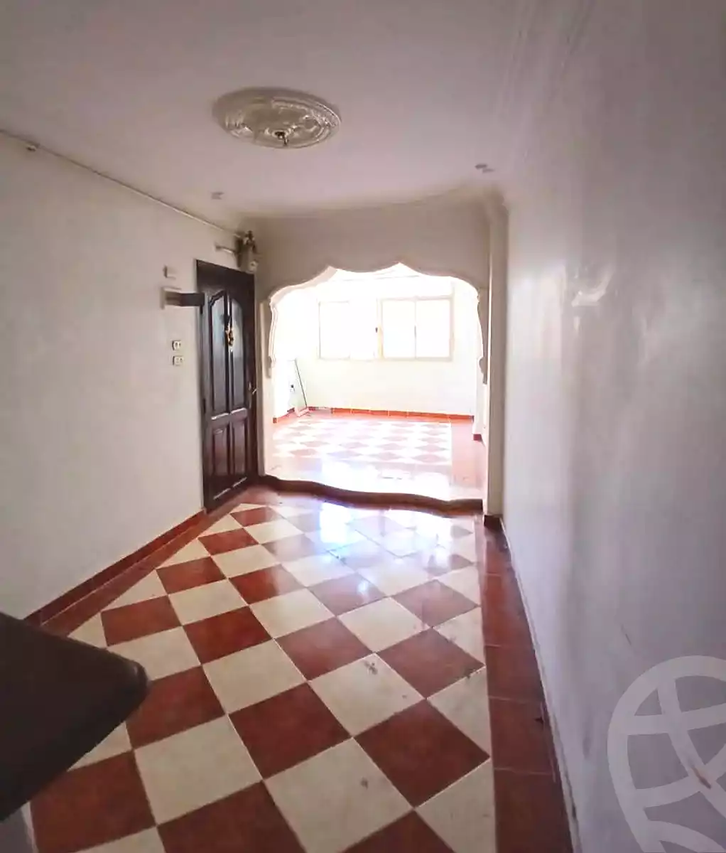 https://aqarmap.com.eg/en/listing/7322571-for-sale-alexandria-lsywf-el-falki